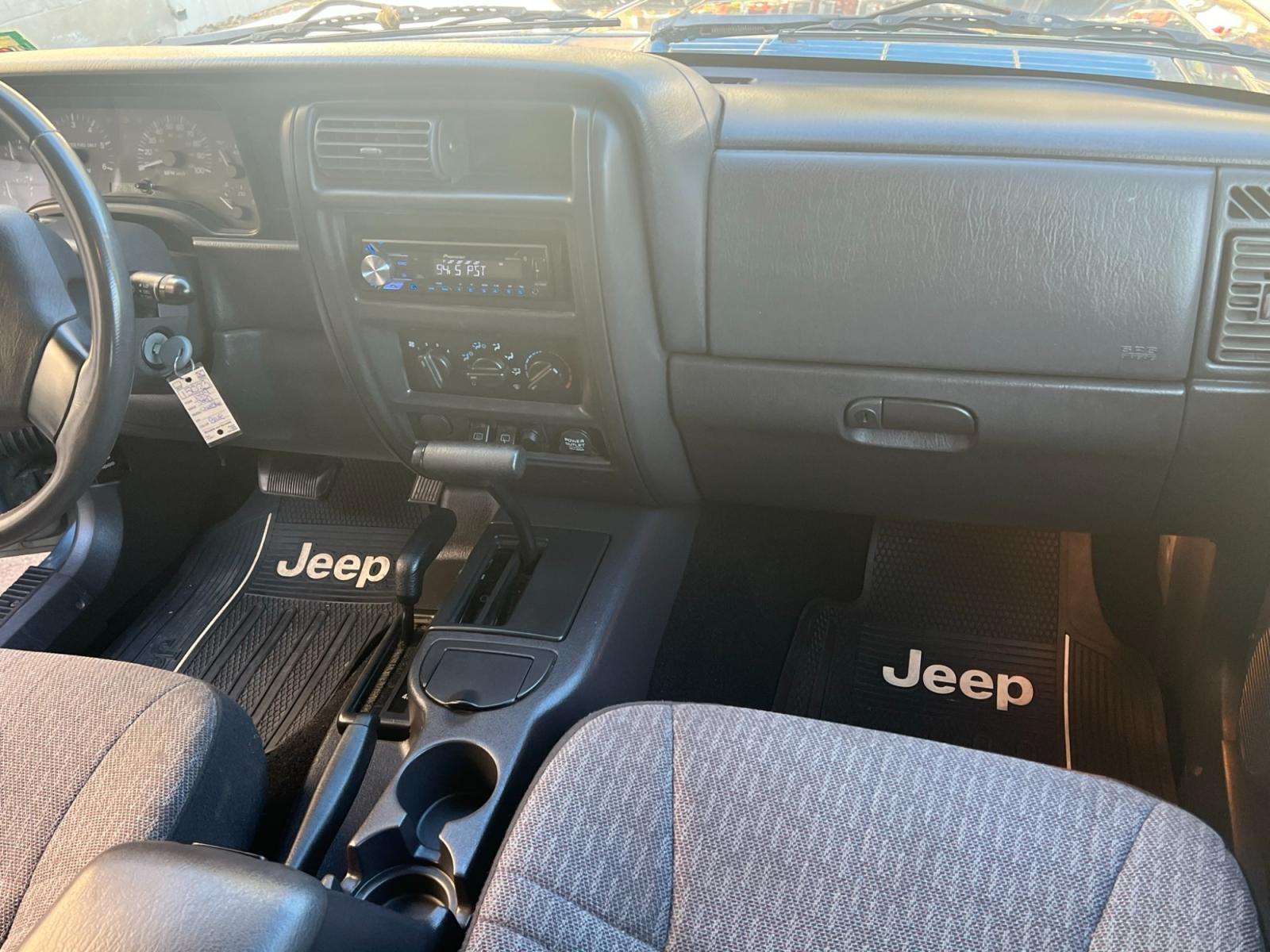 1999 Blue Jeep Cherokee (1J4FF68SXXL) with an 6 cyl. 4.0 engine, located at 1018 Brunswick Ave, Trenton, NJ, 08638, (609) 989-0900, 40.240086, -74.748085 - Photo #18